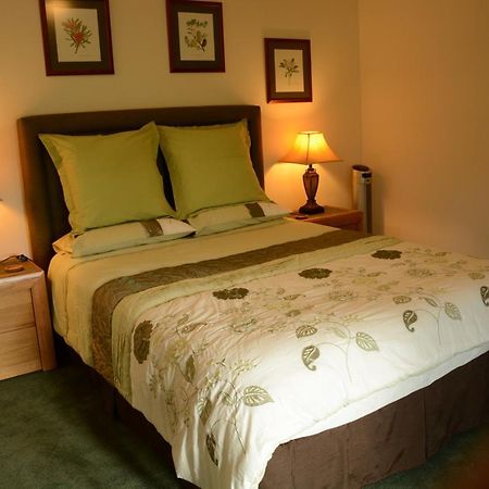 Bed and Breakfast Les Noyers Aulnay Aulnay  Zewnętrze zdjęcie