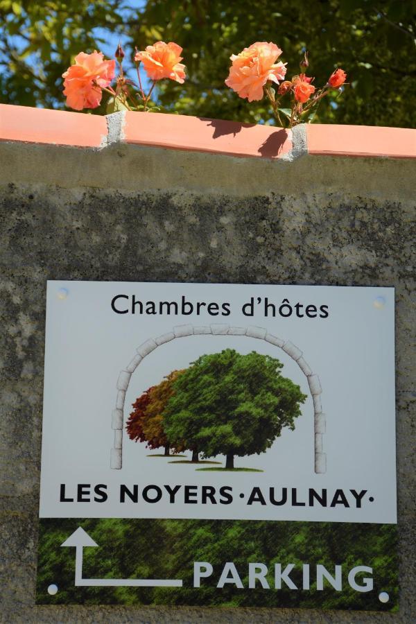 Bed and Breakfast Les Noyers Aulnay Aulnay  Zewnętrze zdjęcie