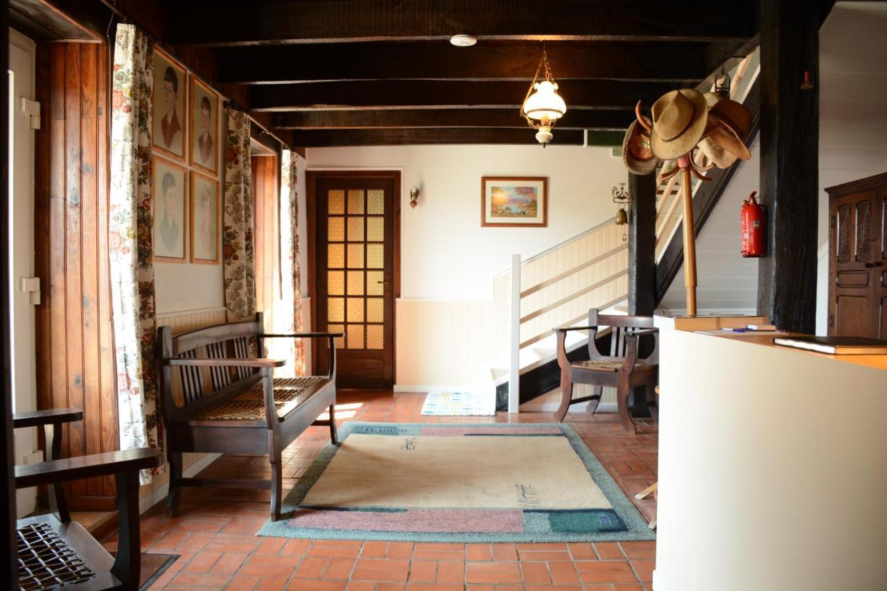 Bed and Breakfast Les Noyers Aulnay Aulnay  Zewnętrze zdjęcie