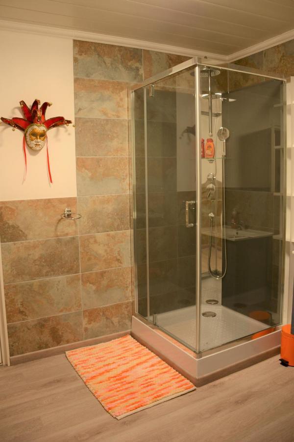 Bed and Breakfast Les Noyers Aulnay Aulnay  Zewnętrze zdjęcie